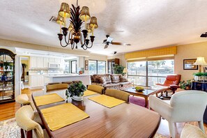 Interior - Waterfront home with WiFi & private pool - free kayak & bikes (Marco Island)