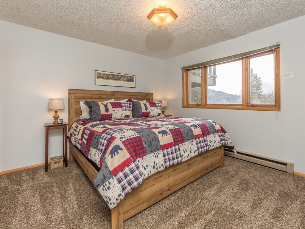 2 habitaciones, tabla de planchar con plancha y wifi gratis 