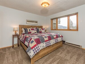 2 chambres, fer et planche à repasser, Wi-Fi gratuit, draps fournis