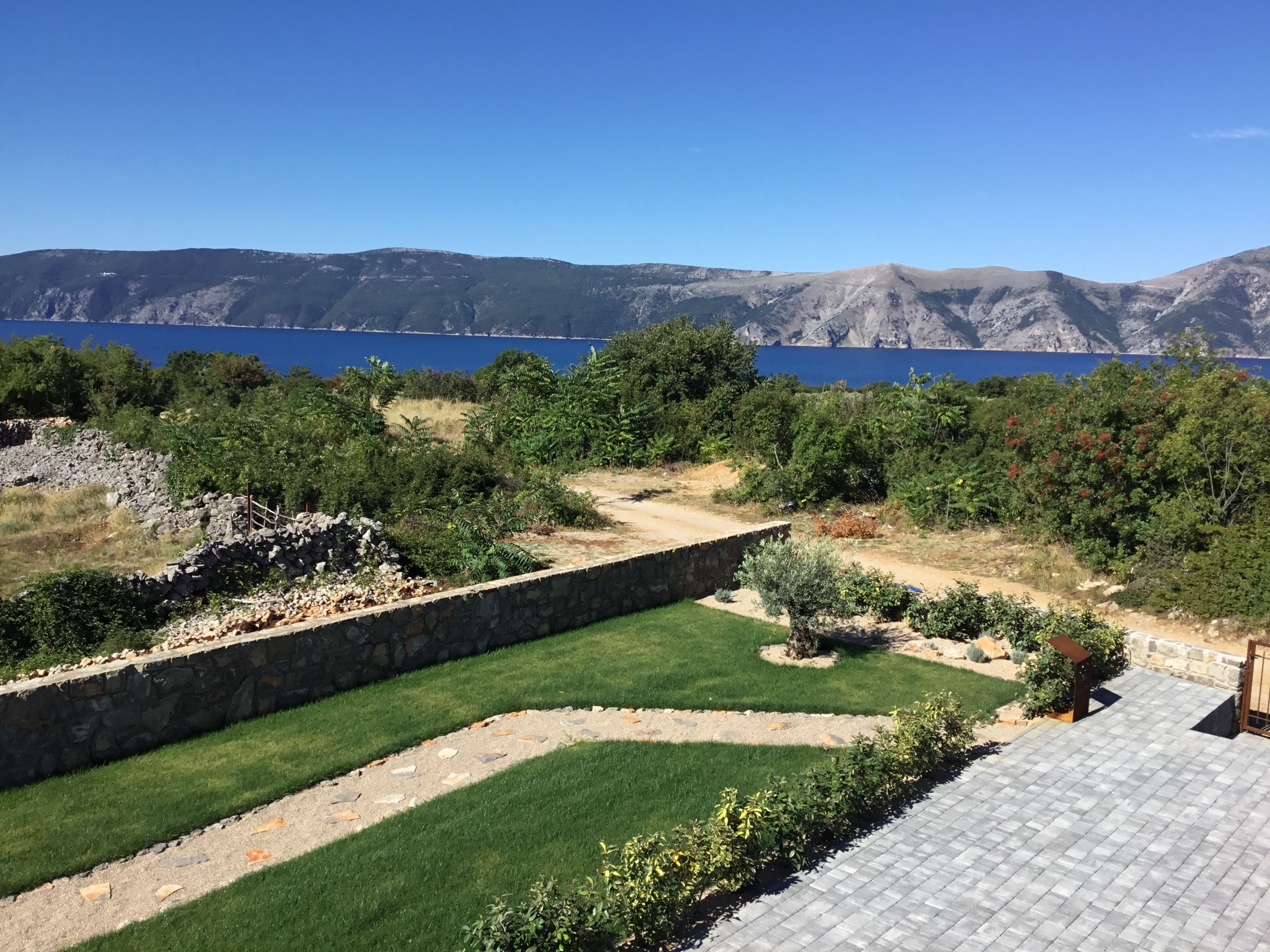 Apartment, Sea View (7) | 1 bedroom, hypo-allergenic bedding, down duvets, in-room safe