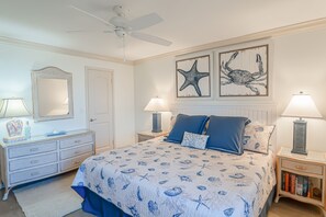 2 habitaciones, escritorio, tabla de planchar con plancha y wifi gratis