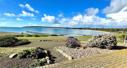 Baywatch | Emu Bay Kangaroo Island