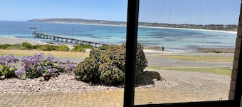 Baywatch | Emu Bay Kangaroo Island