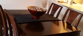 Newly Renovated, Beautiful Oceanfront Condo, 5 mins to Atlantic City