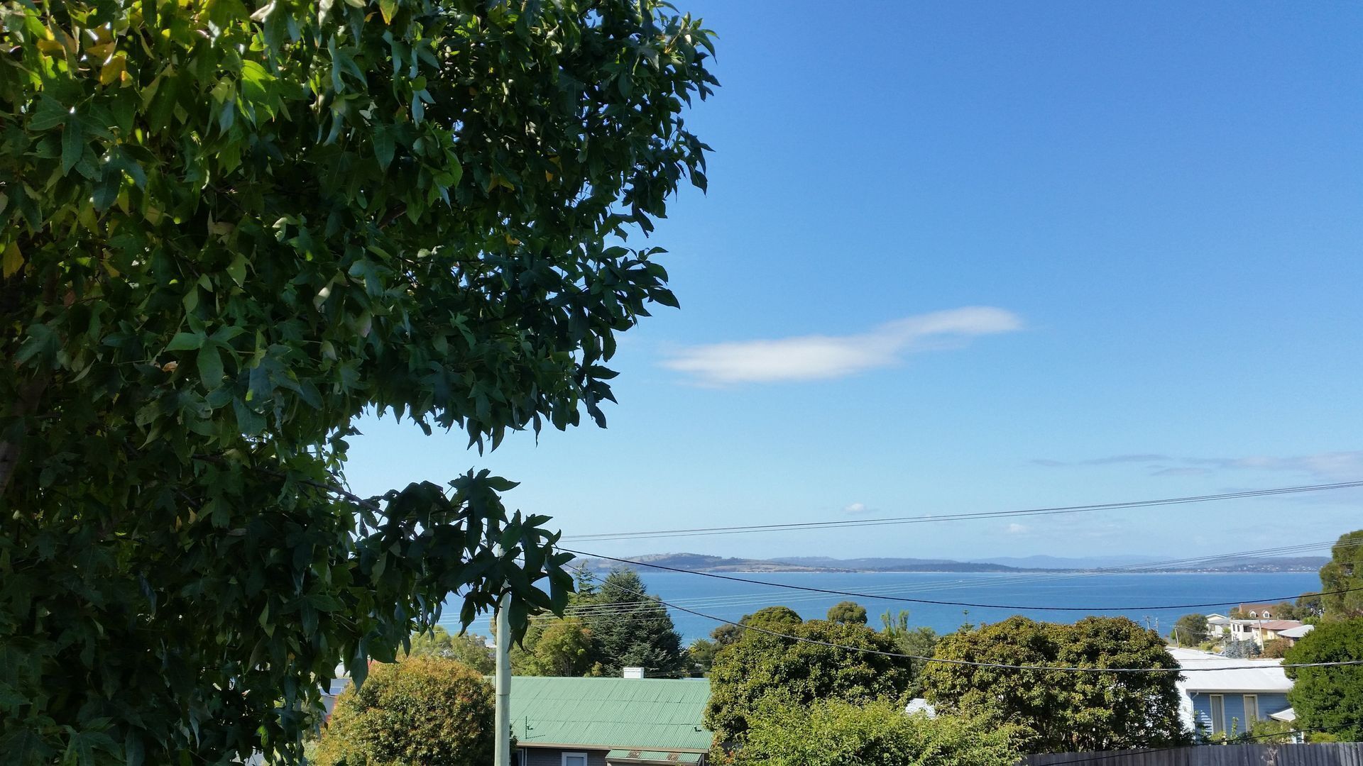Cedar Cottages Blackmans Bay - Cedar Loft — image 3