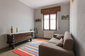 Living area - Rent a few miles from the sea (Seneghe)