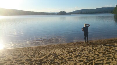 Vacation house near Hovfjallet, Torsby. Summer by the lake winter on the slopes,