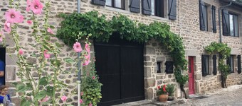 FRANCE-SUD-OUEST, country house and swimming-pool for rent 