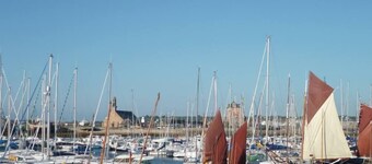 Maison à Camaret-sur-mer au calme sur terrain clos à 1km du port