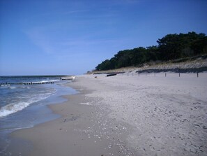 Una spiaggia nelle vicinanze
