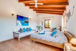 2 habitaciones y caja de seguridad en la habitación