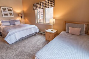 2 Schlafzimmer, Bügeleisen/Bügelbrett, WLAN, Bettwäsche