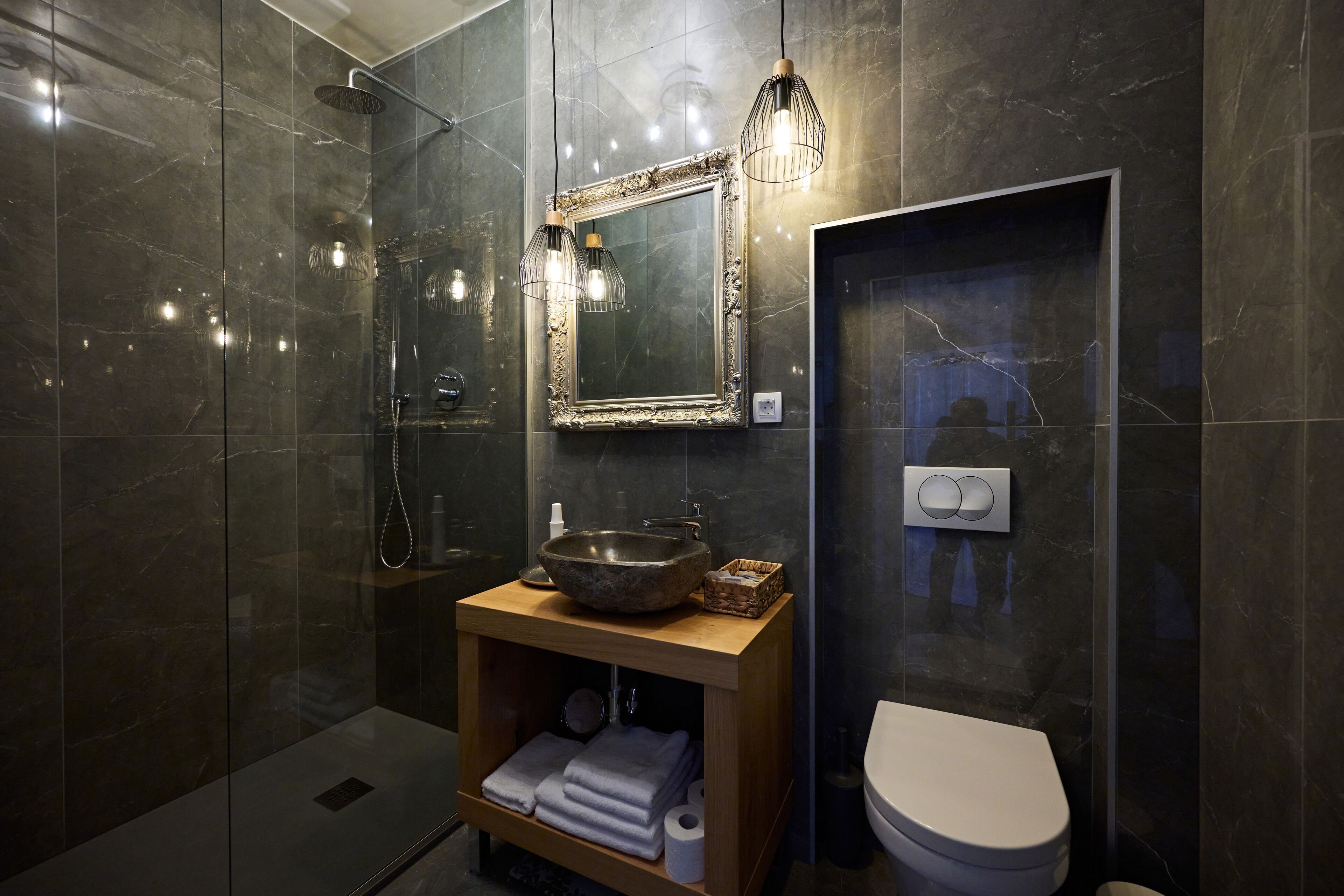 Deluxe Double Room, 1 King Bed (Hiša Ančka Boutique Hotel) | Bathroom | Shower, free toiletries, hair dryer, slippers
