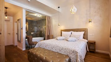 Deluxe Double Room, 1 King Bed (Hiša Ančka Boutique Hotel) | Minibar, in-room safe, individually decorated, individually furnished