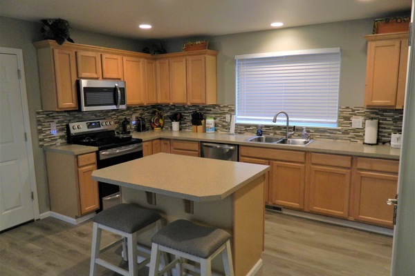 Refrigerador, microondas, horno, placa de cocina