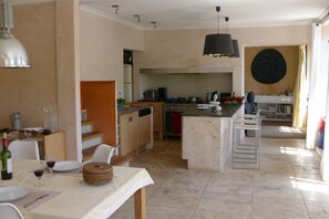 Dining - Beautifully Restored, Large French Villa On The Banks Of The River Cele. (Cabrerets)