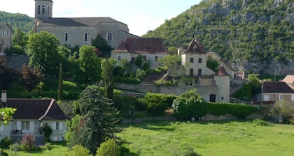 Beautifully Restored, Large French Villa On The Banks Of The River Cele.