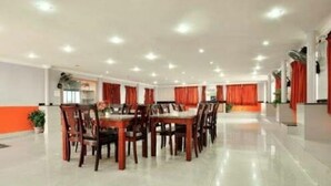 Restaurant - Furnome RB (Bengaluru)