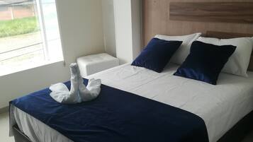 Basic Double Room, 1 Queen Bed, Non Smoking