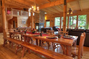 Dining - PRIVATE AND SPACIOUS LODGE: Hot Tub, Pool Table, Swing set, Fire Pit, Arcade (Sevierville)