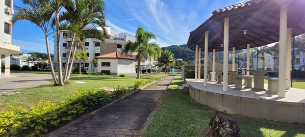 Enceinte de lâhĂ©bergement