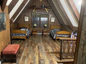 3 bedrooms, iron/ironing board, free WiFi, bed sheets - Unforgettable dreams at Beech Mountain Cabin (Beech Mountain)