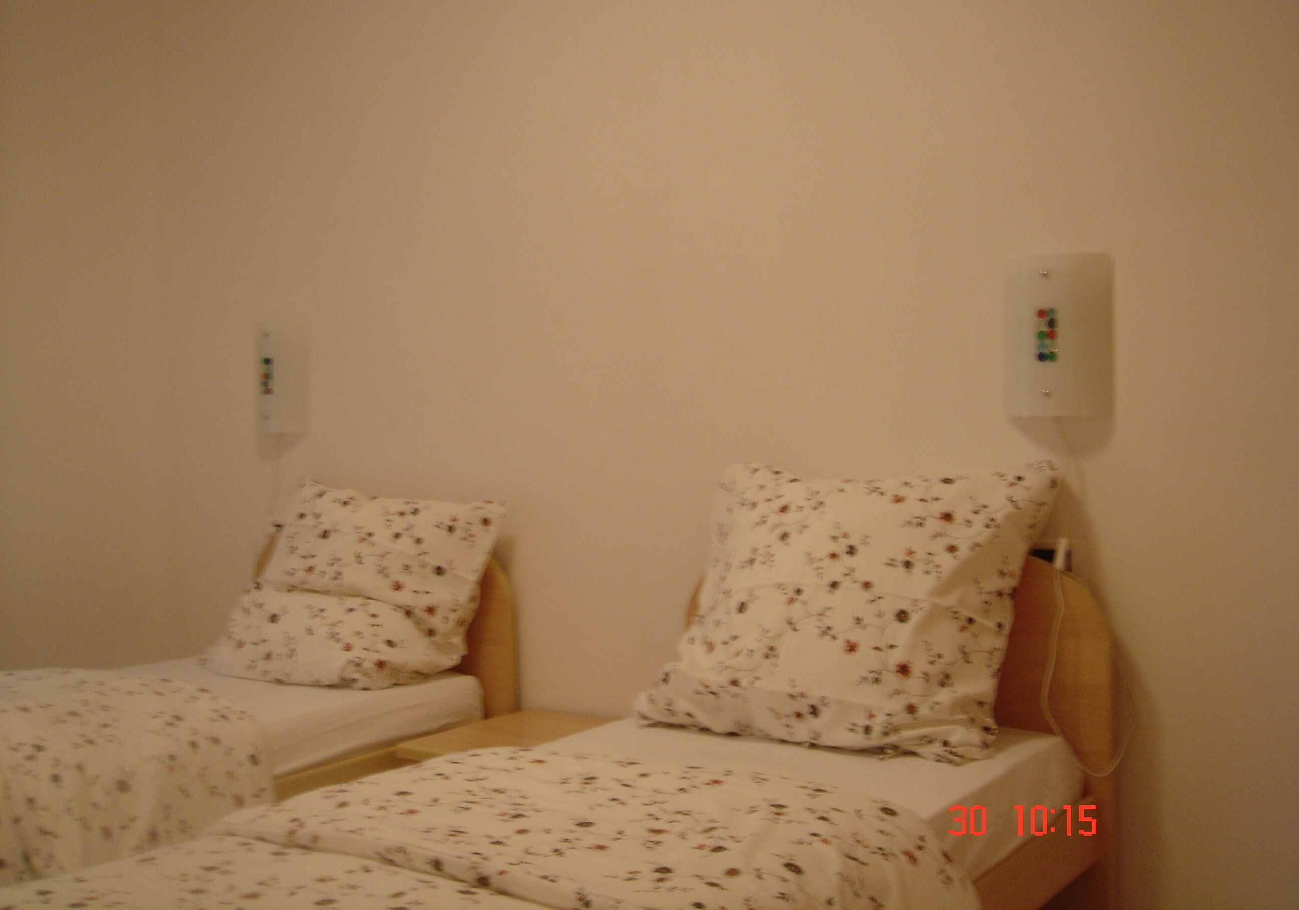 3 habitaciones, tabla de planchar con plancha y wifi gratis 