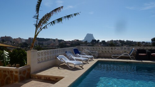 Villa Romeo Calpe for groups and large families with 2 pools