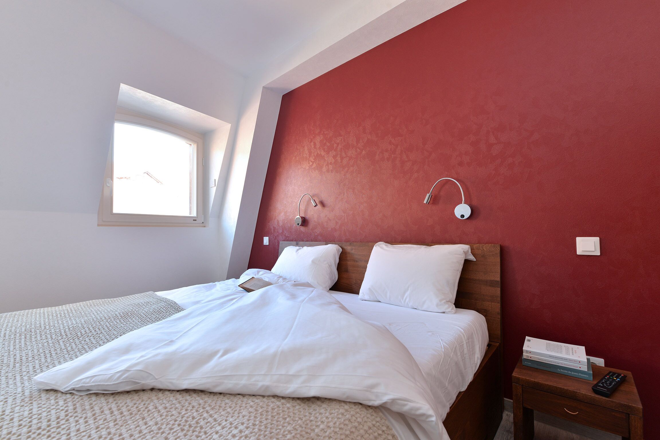 3 habitaciones, tabla de planchar con plancha y wifi gratis 