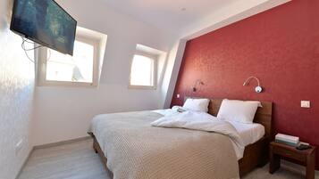 3 makuuhuonetta, silitysrauta/-lauta, ilmainen Wi-Fi, vuodevaatteet