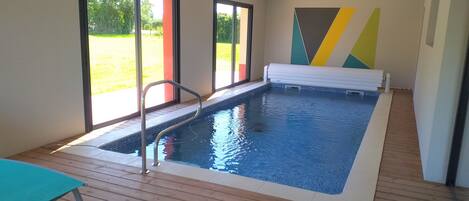 Innenpool, beheizter Pool