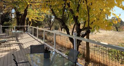 Charming Amador Farmhouse! Located on the Shenandoah Valley Wine Trail.