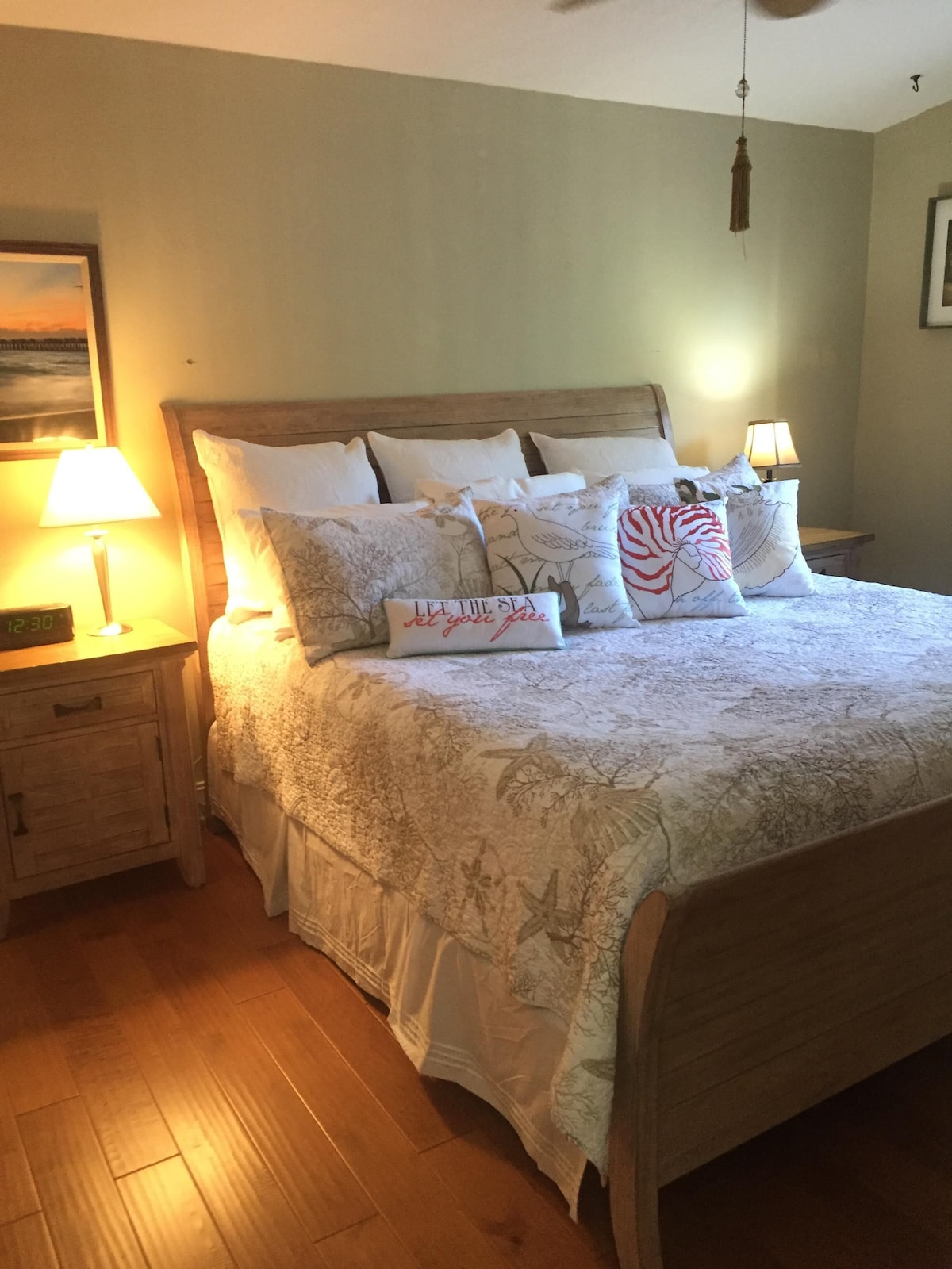 Photo 8 of Coastal Cottage, <1 mile to the Beach, near Ritz Carlton!