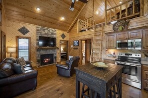 Interior - Kingfisher ~ Riverfront cabin with play set, hot tub, kayaks, and river access (Broken Bow)
