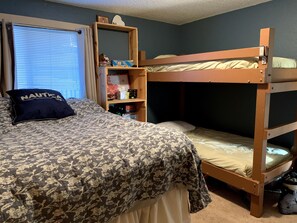 2 chambres, Wi-Fi gratuit, draps fournis