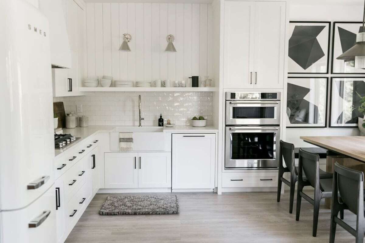 冰箱、微波炉、烤箱、炉灶