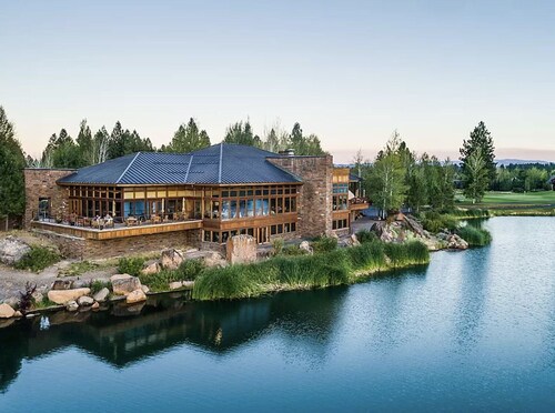 CASCADE RETREAT -  Bend, Oregon, USA, Spectacular Designer Remodel