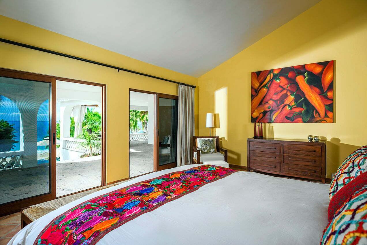 8 habitaciones, tabla de planchar con plancha, wifi y ropa de cama 