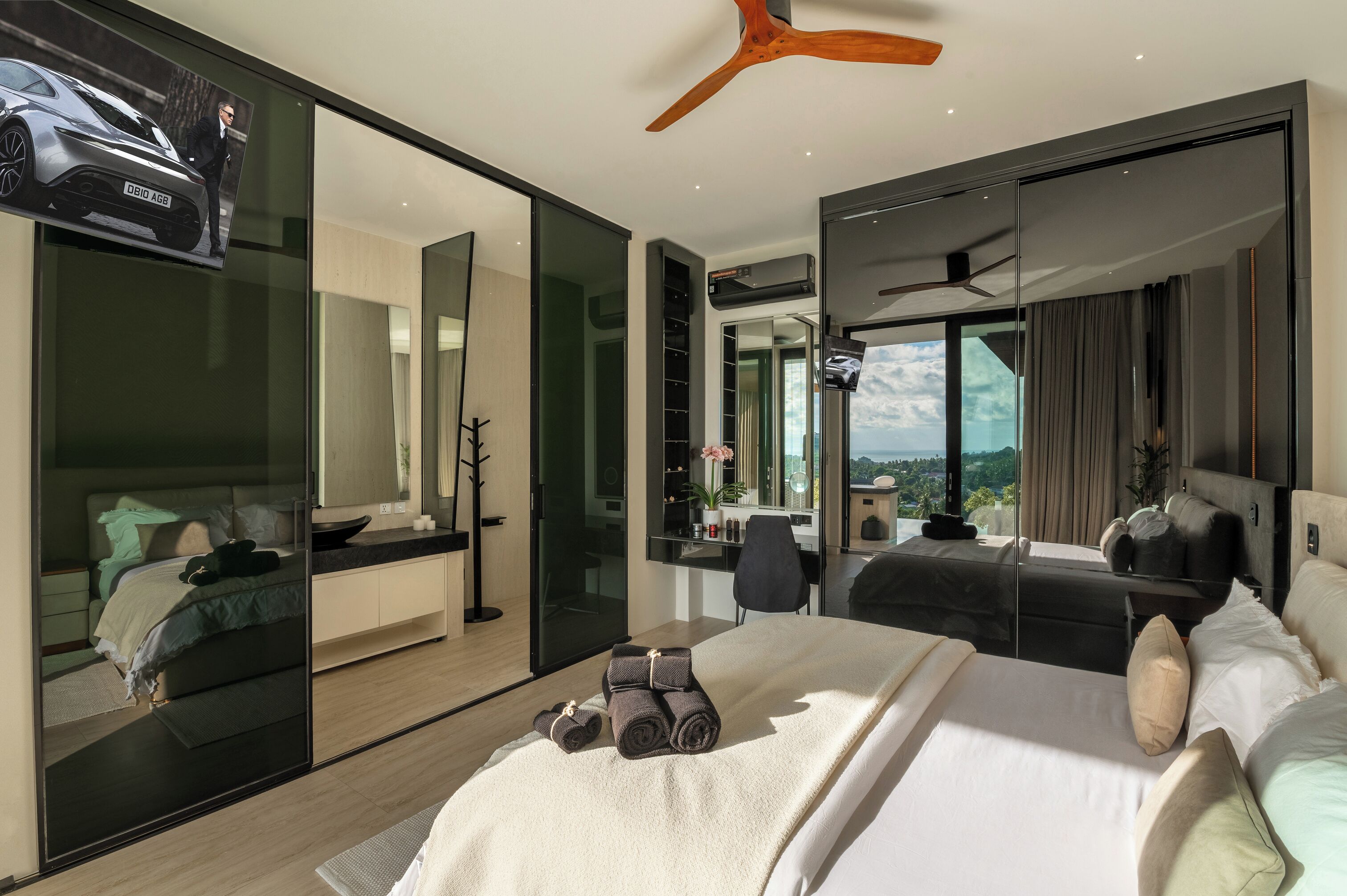 Elite Villa, 2 Bedrooms, Private Pool, Seaview | Ropa de cama de alta calidad y camas con efecto memoria 