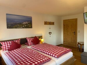 2 Schlafzimmer, Bettwäsche