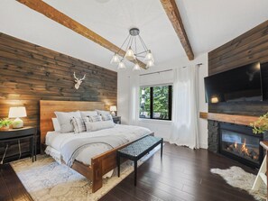 4 habitaciones, tabla de planchar con plancha, internet y ropa de cama 