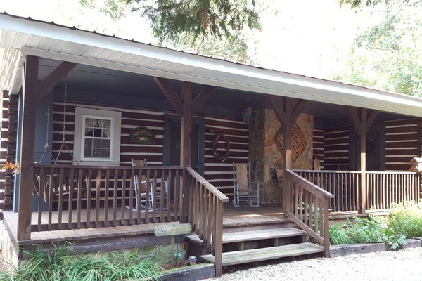Cozy cabin on a rustic farm!