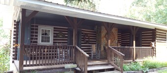 Cozy cabin in the foothills of North Carolina