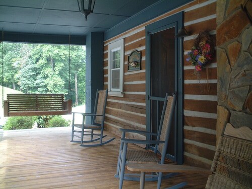 Viihtyisä mökki Pohjois-Carolinan juurella