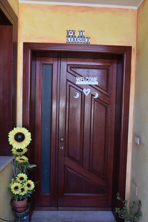 Entrée de l’hébergement