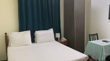 1 makuuhuone, allergiatestatut vuodevaatteet, minibaari, äänieristys