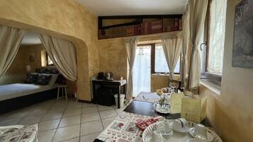 Superior-Zimmer | Wohnbereich | Flachbildfernseher