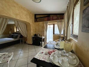 Living area - Home Sweet Home (Gallicano nel Lazio)