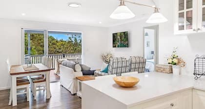 Red Gum Cottage: A home among the gum trees