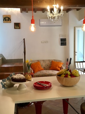 Daily local cuisine breakfast (EUR 5.00 per person)